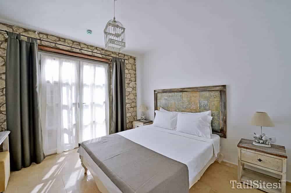 Bay C Boutique Hotel